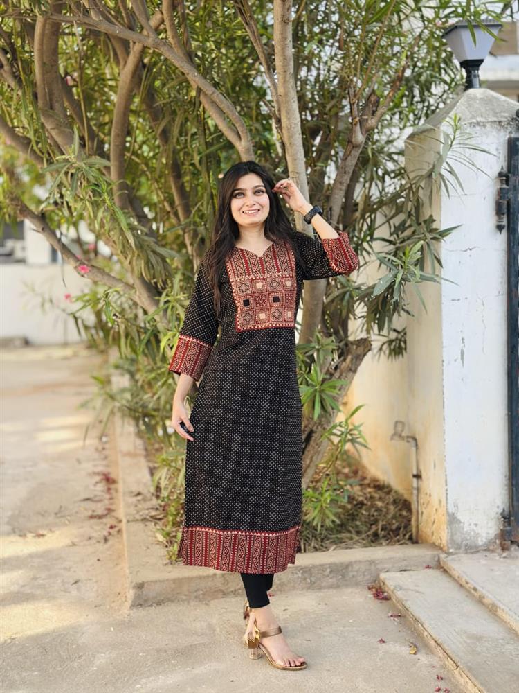 Ajrakh Vegetable Print Straight Kurti 