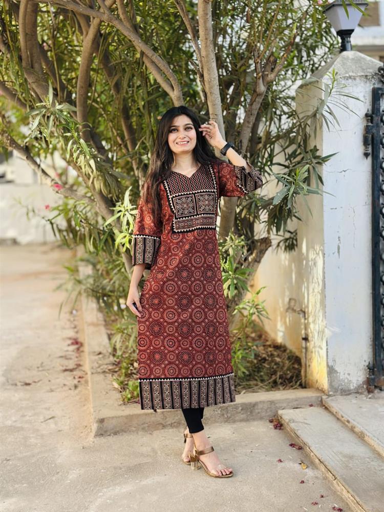 Ajrakh Vegetable Print Straight Kurti 