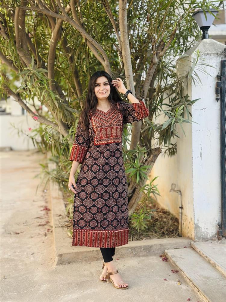 Ajrakh Vegetable Print Straight Kurti 