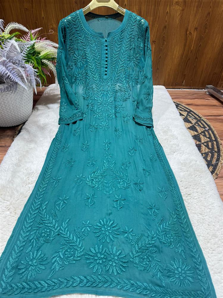 HeVy Chikankari Kurti 3 Pc Shuit