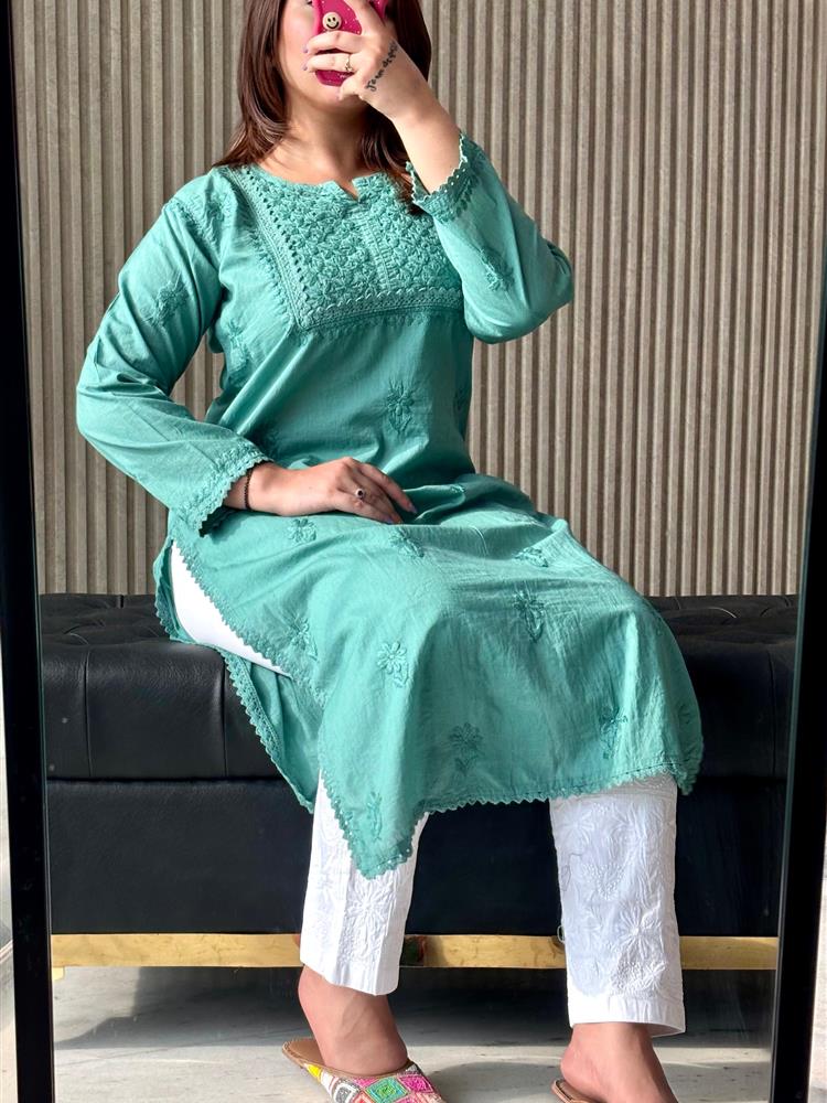 Handcrafted Chikankari Kurti 