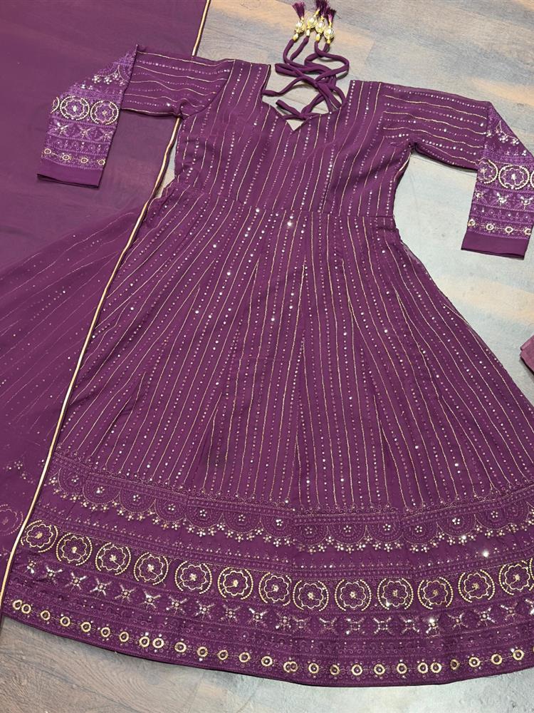 Kali Cut Anarkali Suit Set