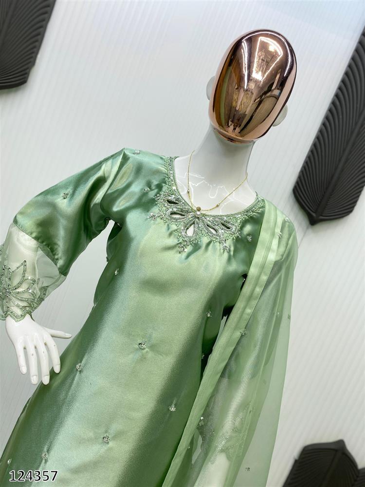 Designer Exclusive 3 Piece Suit 