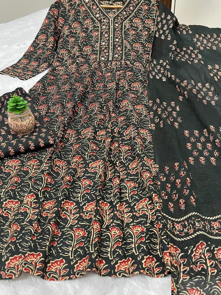 Cotton kurti pant dupatta set