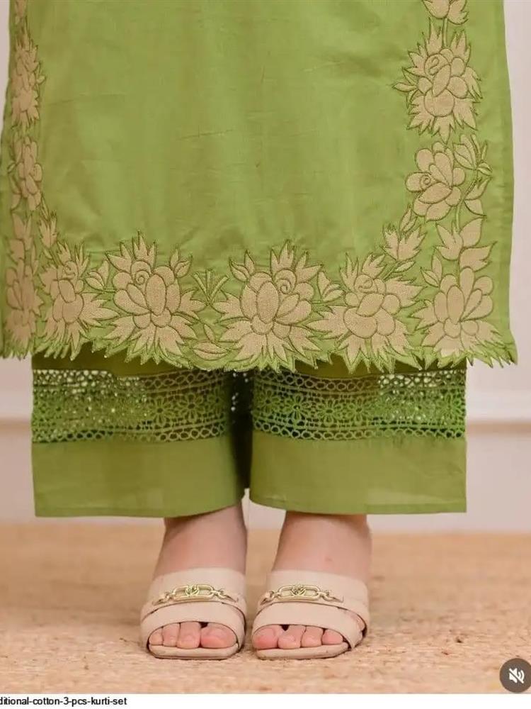 Designer Wear Exclusive Suit 