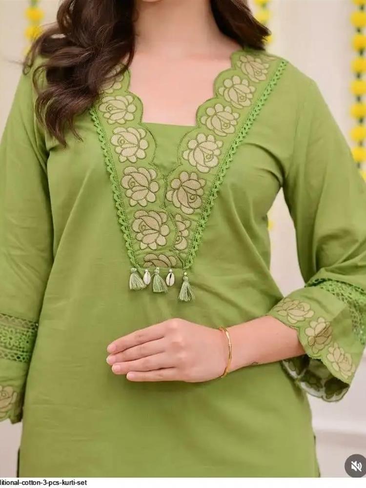 Designer Wear Exclusive Suit 