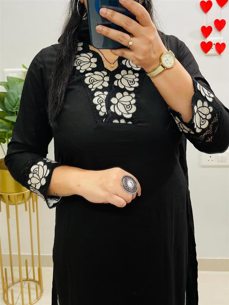 Designer Wear Exclusive Suit 