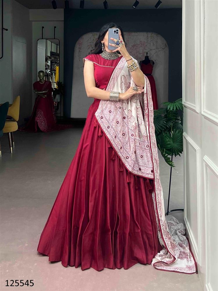 Wedding/ Navratri Special Lehenga 