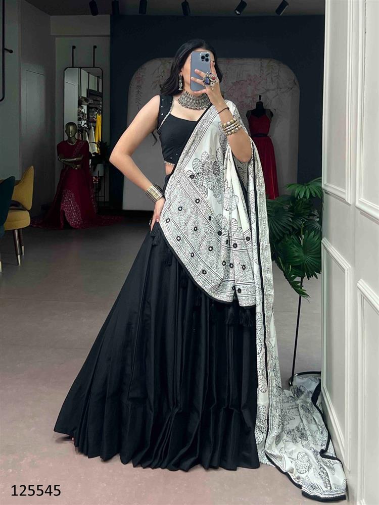 Wedding/ Navratri Special Lehenga 