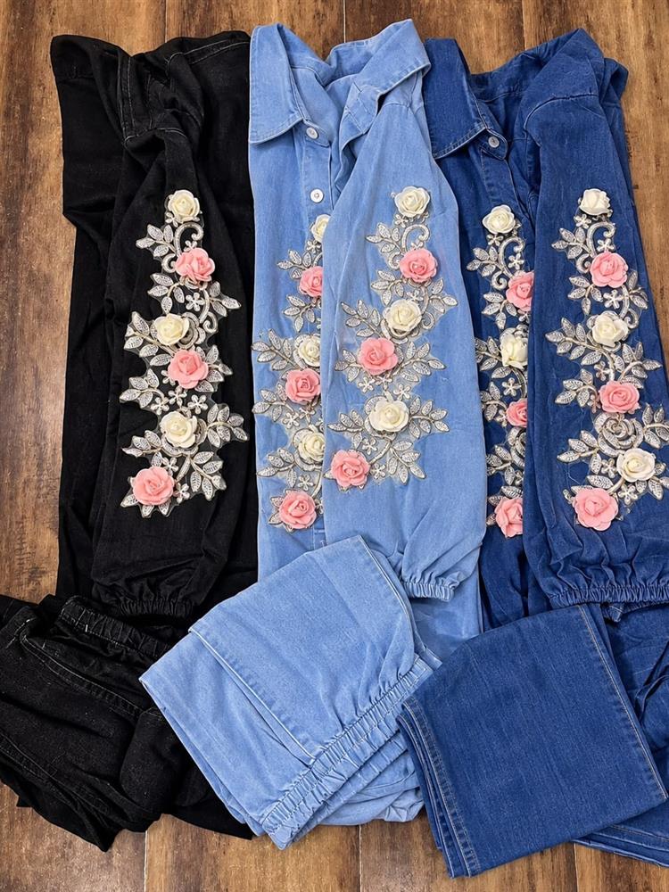 Airport Look Coordc with Applique work