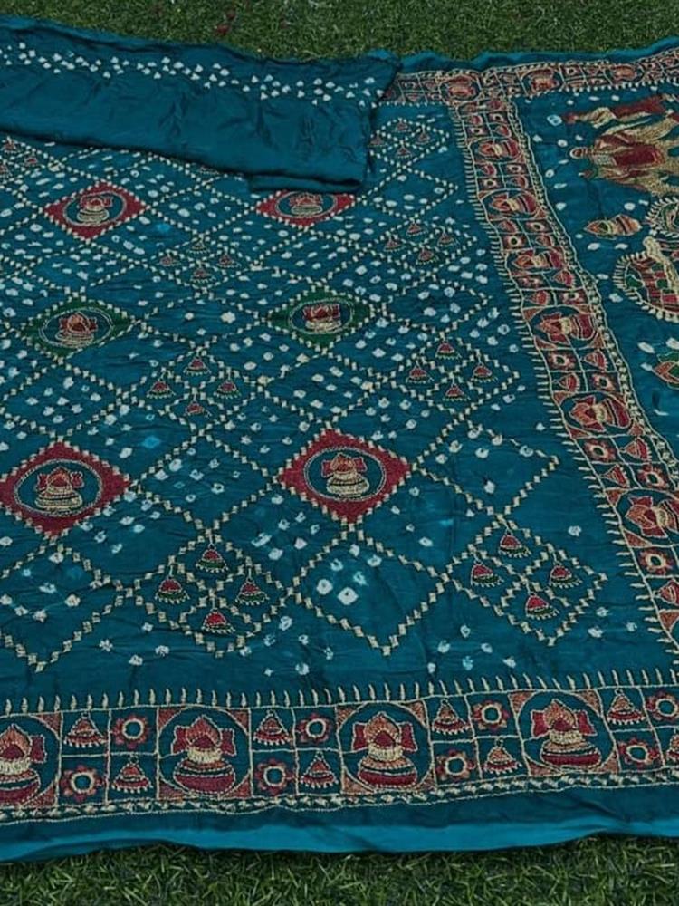 Bandhani with Work saree