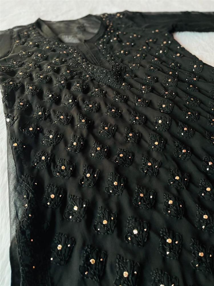 Chikankari Mukesh Booti Jaal Set with Dupatta 