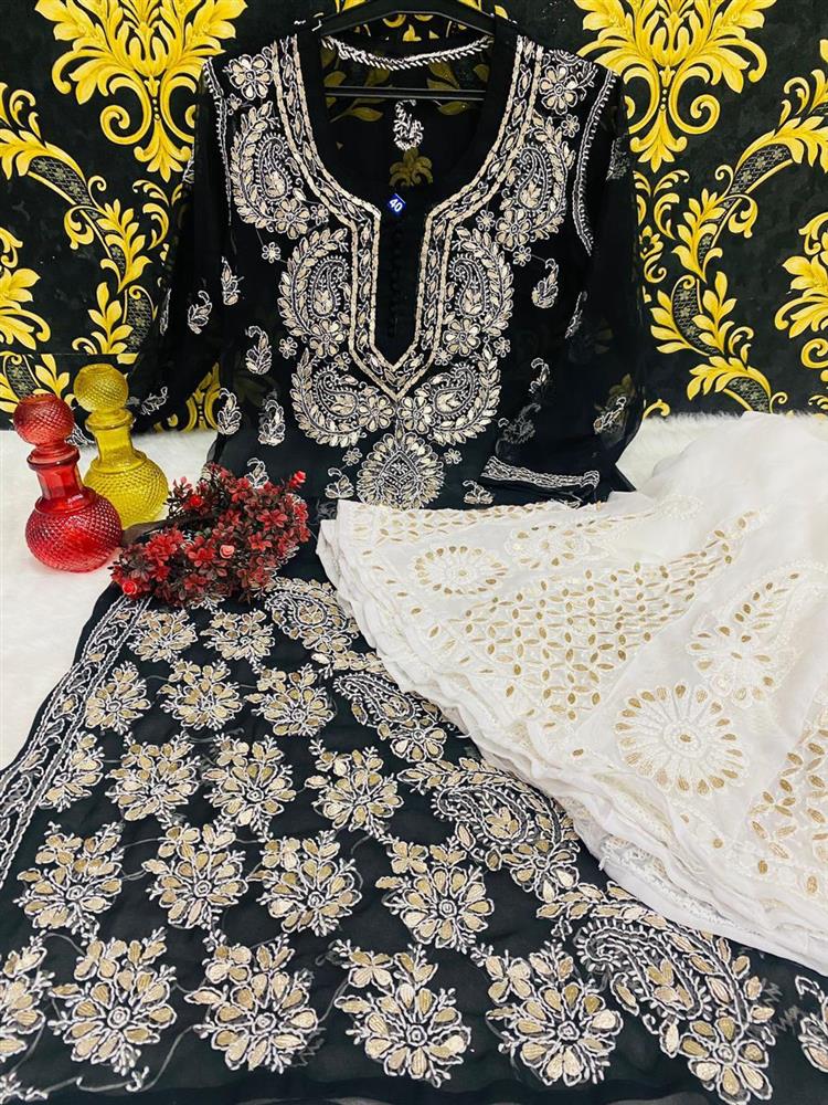 Chikankari Gottapati work with sarara