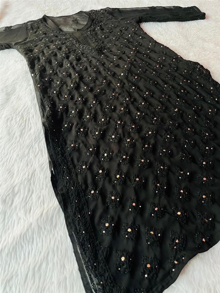 Chikankari Mukesh Booti Jaal Set with Dupatta 