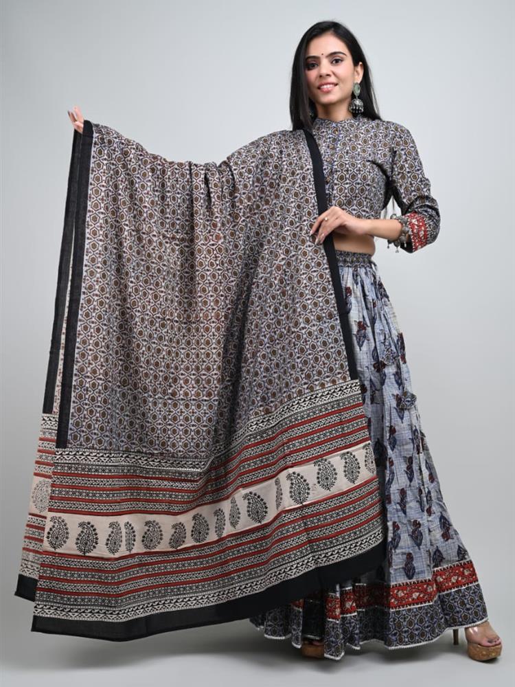 Bangru Print Lehngha