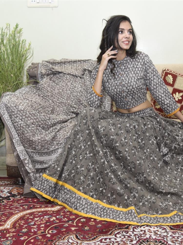 Bangru Print Lehngha