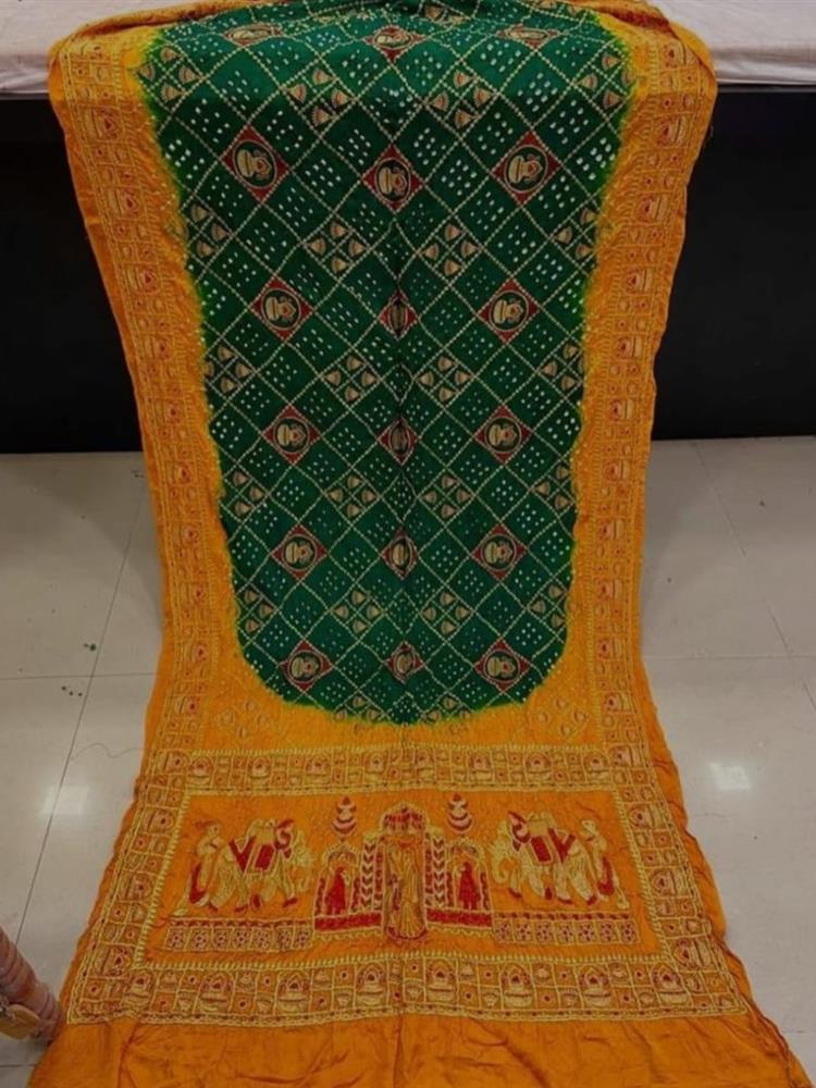 Bandhani with Work saree