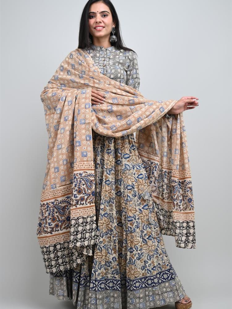 Bangru Print Lehngha