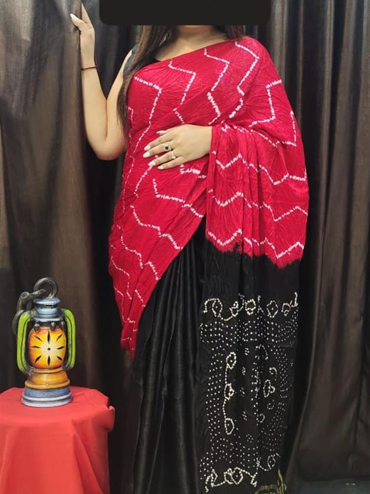Bandhani Saree