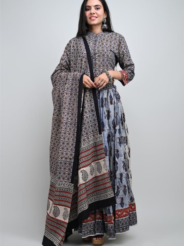 Bangru Print Lehngha