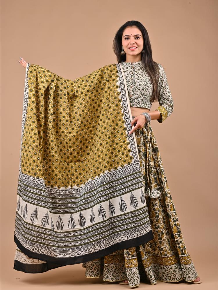 Bangru Print Lehngha