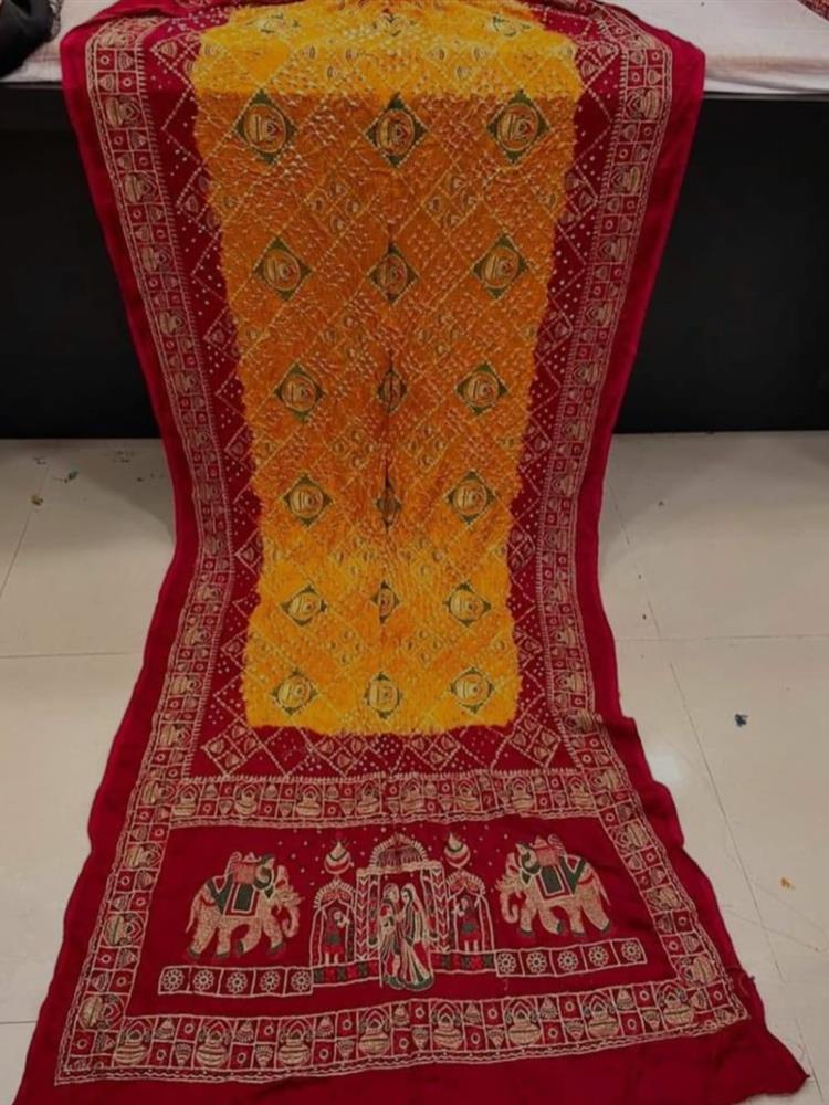 Bandhani with Work saree