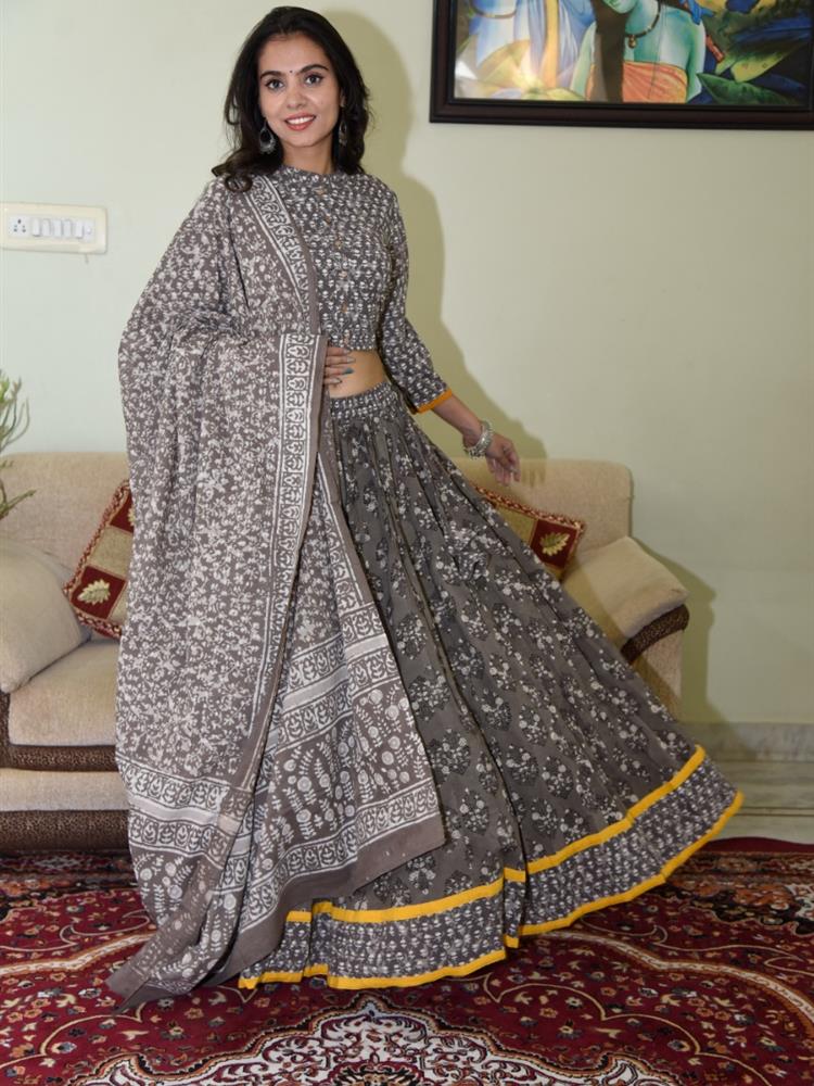 Bangru Print Lehngha